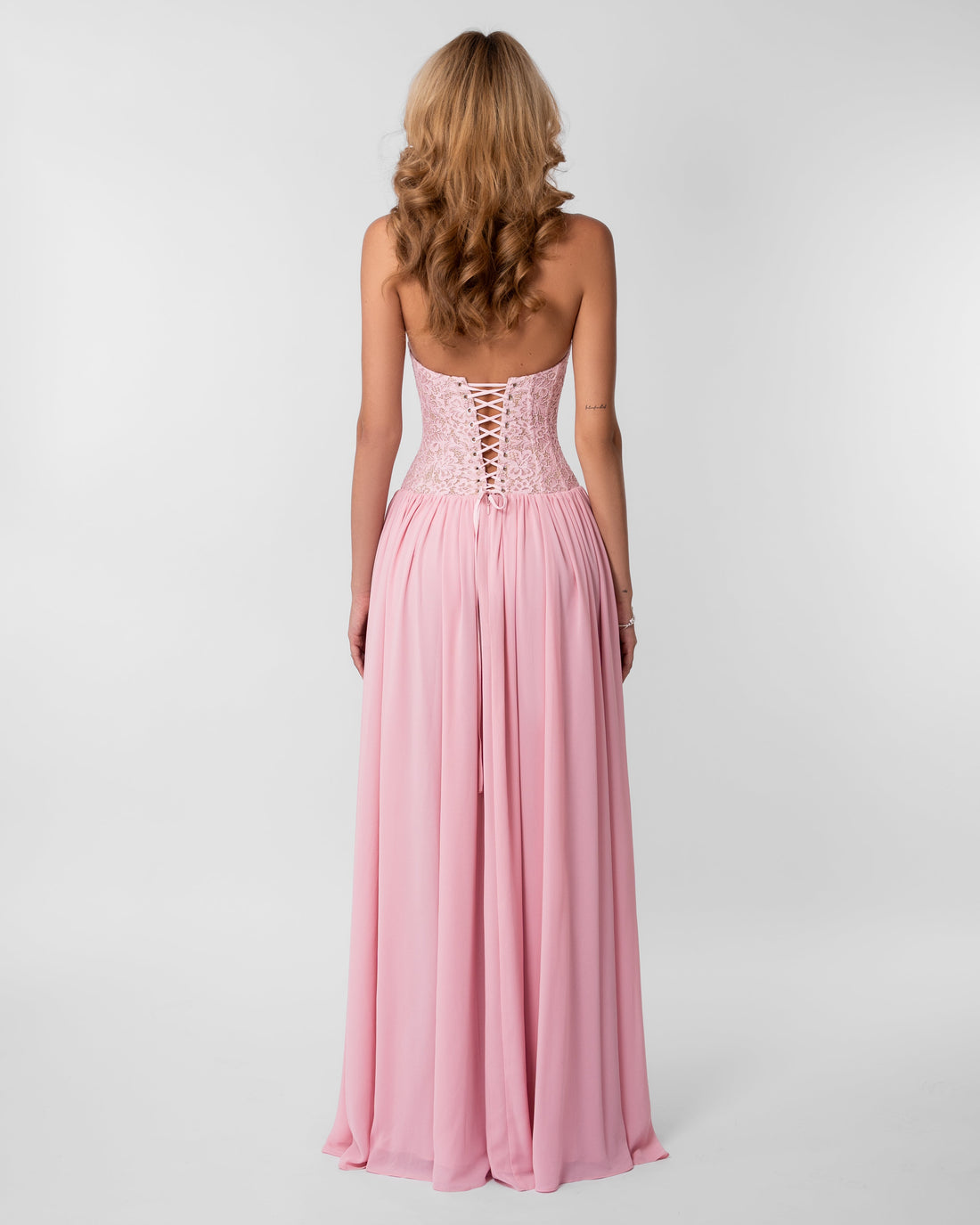Robe Orelia