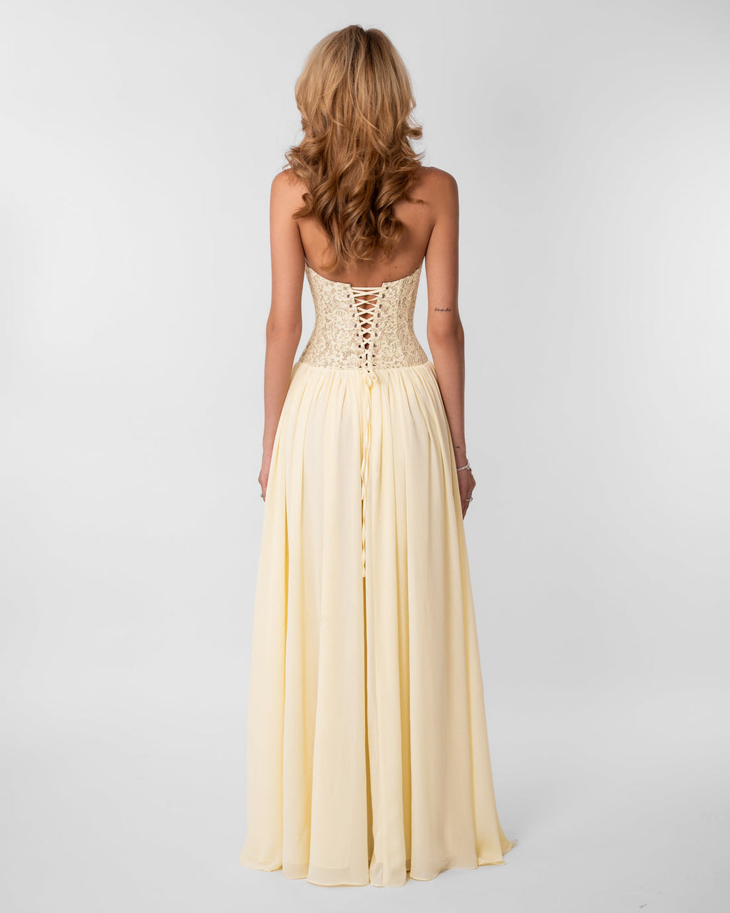 Robe Orelia