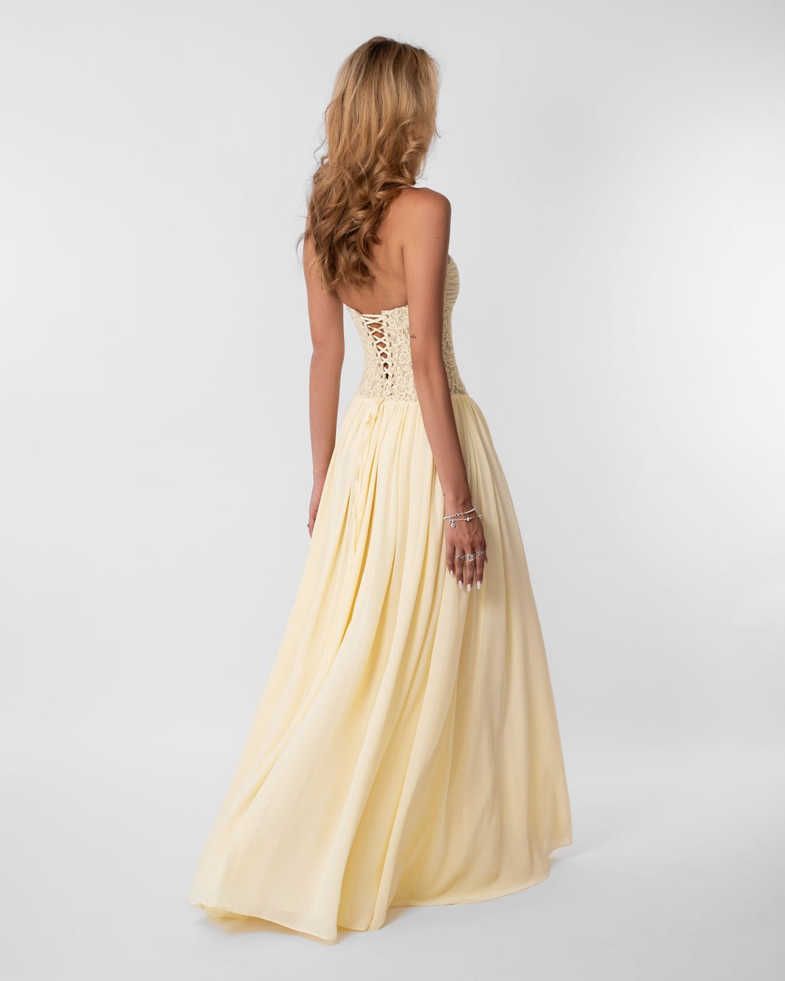 Robe Orelia