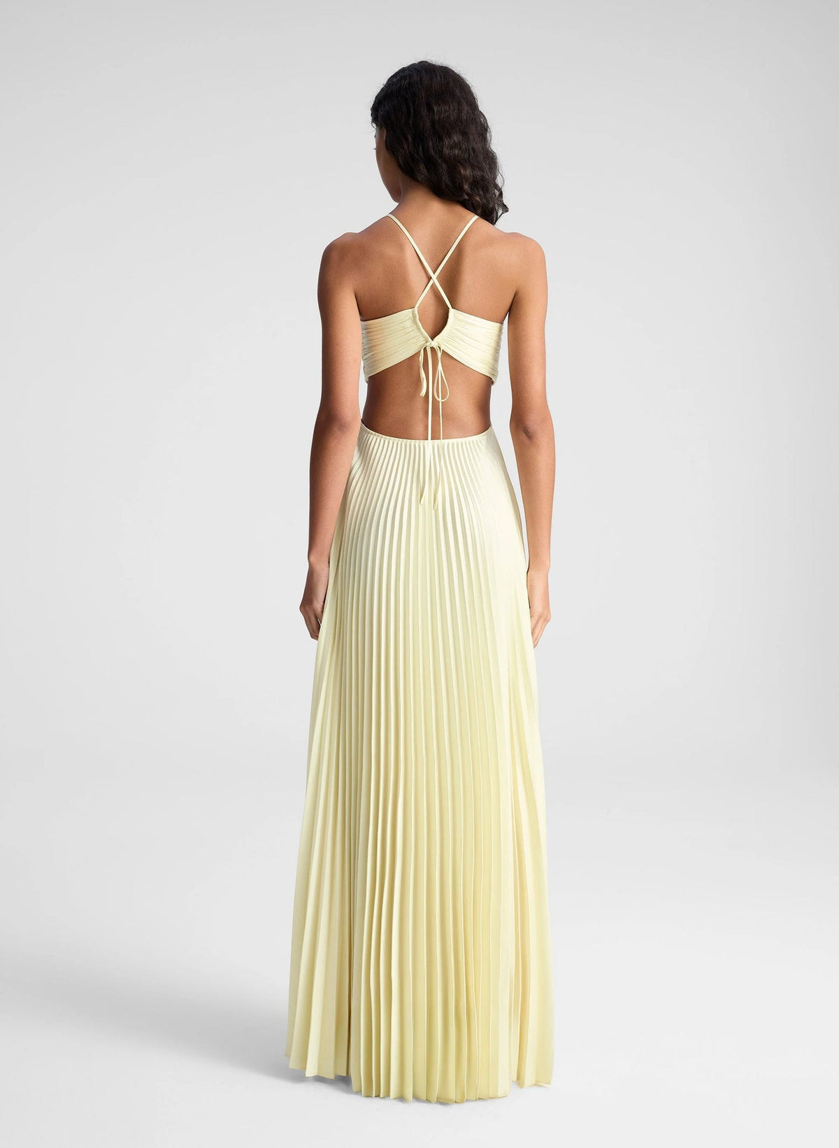 Robe Ariana